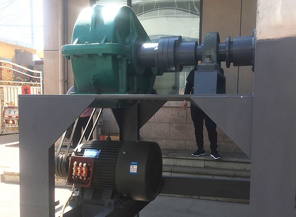 8T臥式干粉混合機